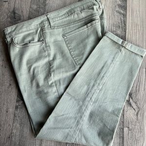 Jessica Simpson Rolled crop soft stretch, skinny jeans, green 14 it 32